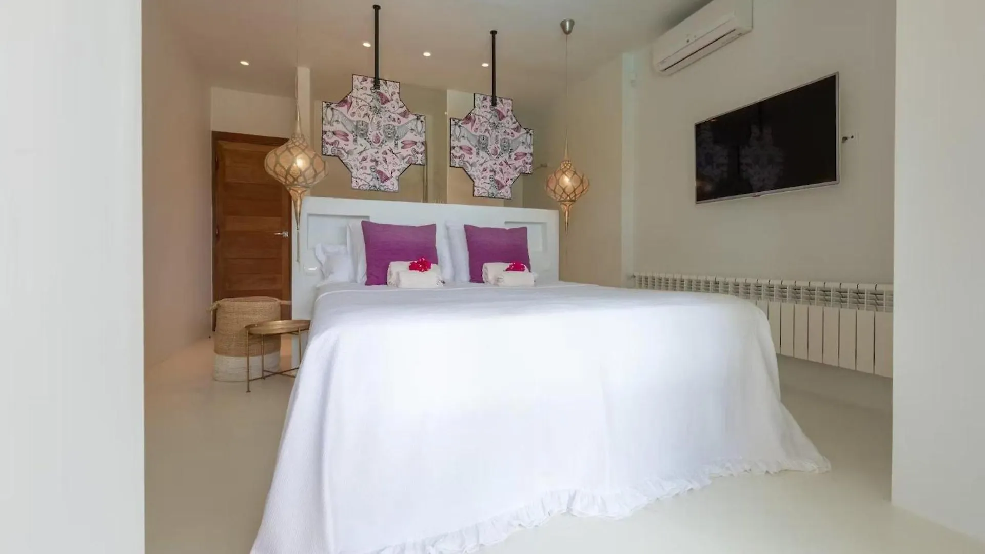 Impressive Holiday Home With Views Sant Carles de Peralta 0*,  Hiszpania
