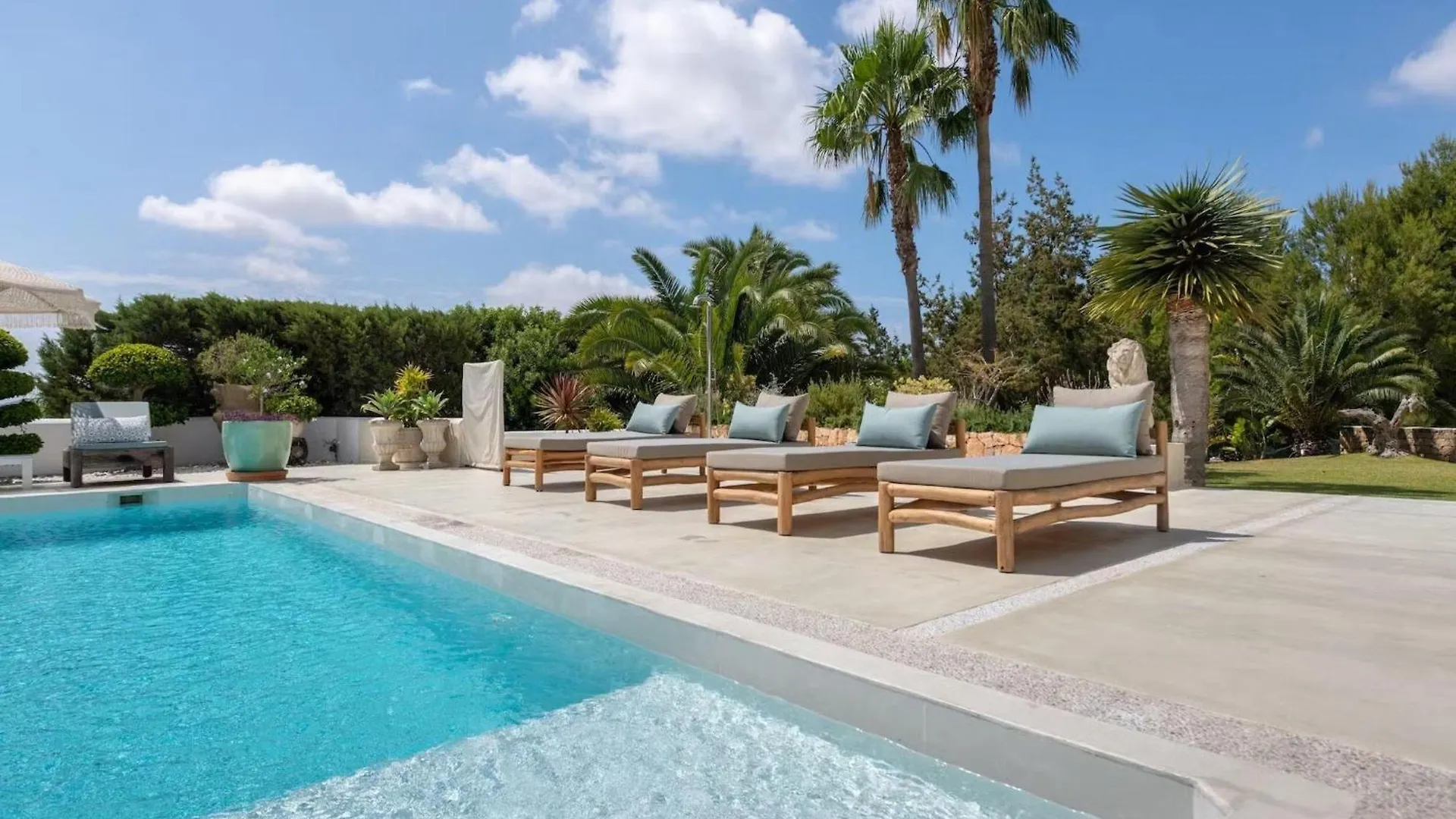 Willa Impressive Holiday Home With Views Sant Carles de Peralta